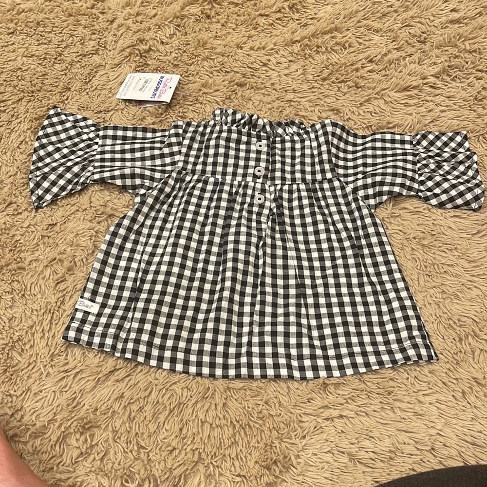 Ruffle shirt